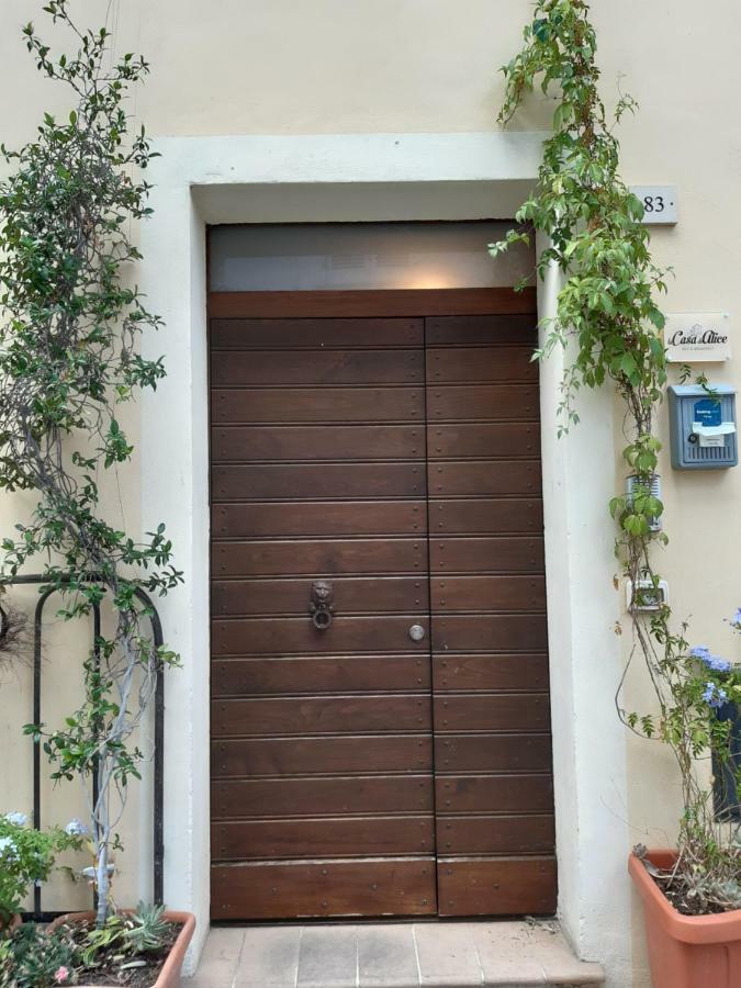 B&B La Casa Di Alice Foligno Kültér fotó