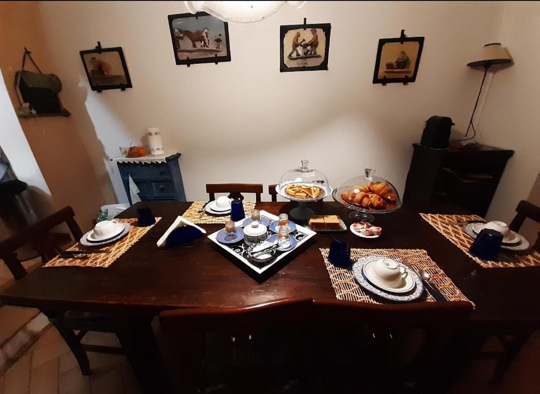 B&B La Casa Di Alice Foligno Kültér fotó
