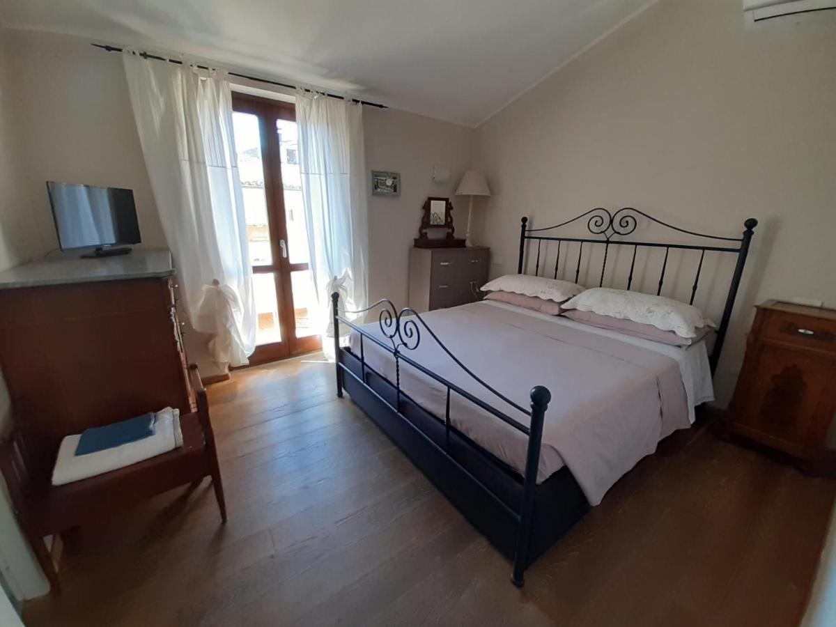 B&B La Casa Di Alice Foligno Kültér fotó